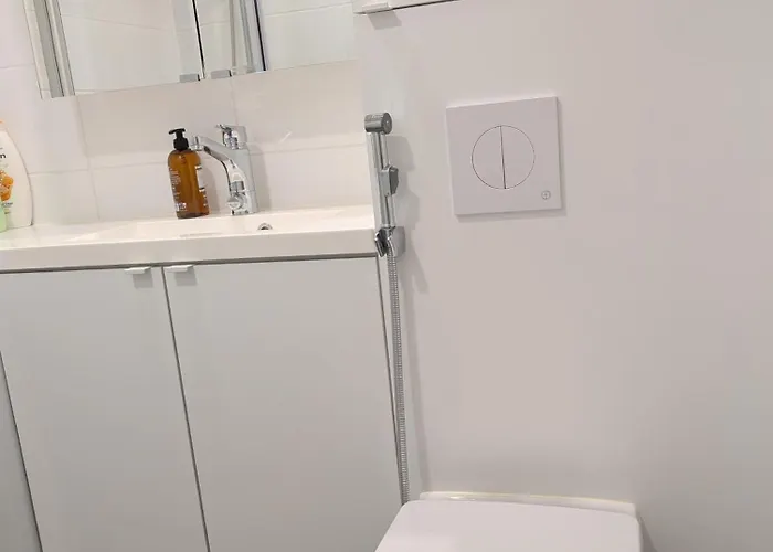 Henniina V Karjasilta Ii - Free Parking